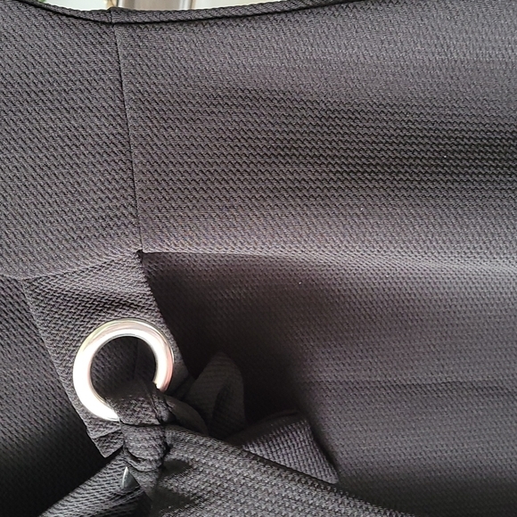 ⭐ BOGO | Suzy Shier Textured Little black dress - Picture 2 of 6